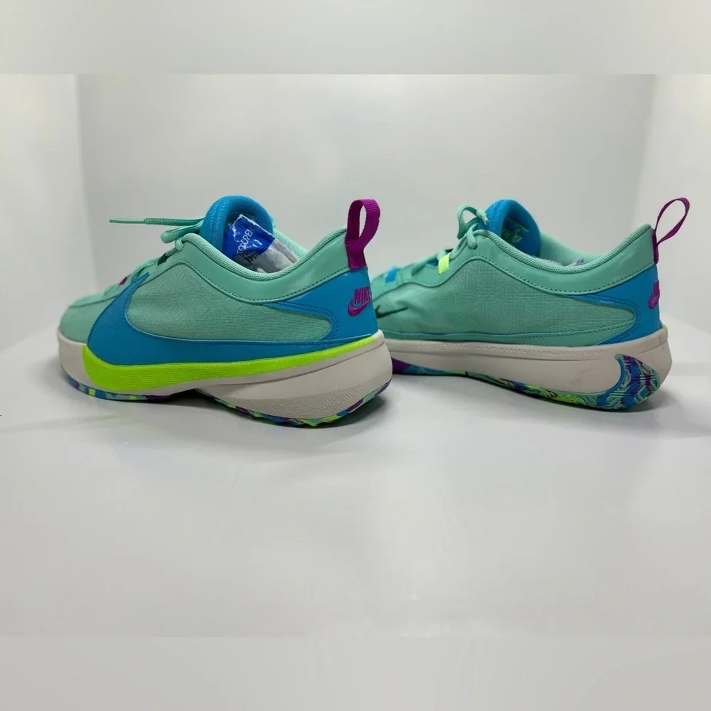 Nike Zoom Freak 5 GS “Emerald Rise / Blue Lightning” Size 7Y Multicolor Sole